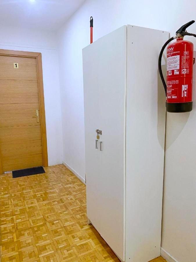 Apartamentos Travelstep La Latina Мадрид Екстер'єр фото